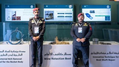 ابتكار رائد في معرض الدفاع العالمي: كاشف ألغام مدمج في الزي العملياتي