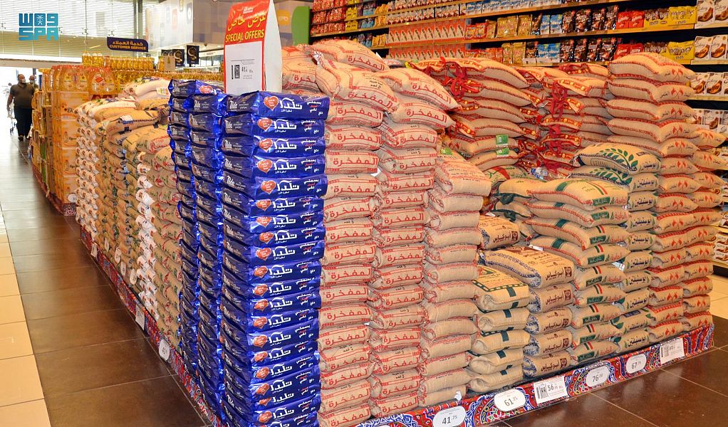 ازدهار الحركة الشرائية في أسواق نجران استعدادًا لشهر رمضان المبارك