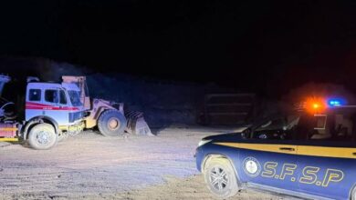 القبض على مخالفين لنظام البيئة بتبوك لاستغلالهما الرواسب الطبيعية