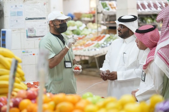 بيئة تبوك تعزز الرقابة على الأسواق والمسالخ استعداداً لشهر رمضان المبارك