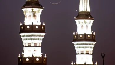 تألق الزهرة مع هلال رمضان في سماء المملكة