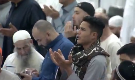 تجليات إيمانية في رحاب الحرم المكي: ليلة السابع من رمضان