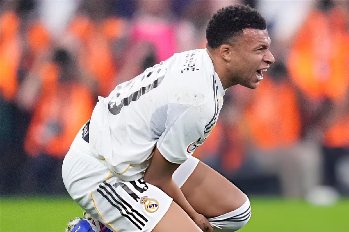 تقارير: ريال مدريد يتوخى الحذر لتفادي مصير كاكا مع كيليان مبابي