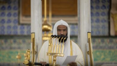خطيب المسجد النبوي يدعو لاستثمار أيام وليالي رمضان المباركة