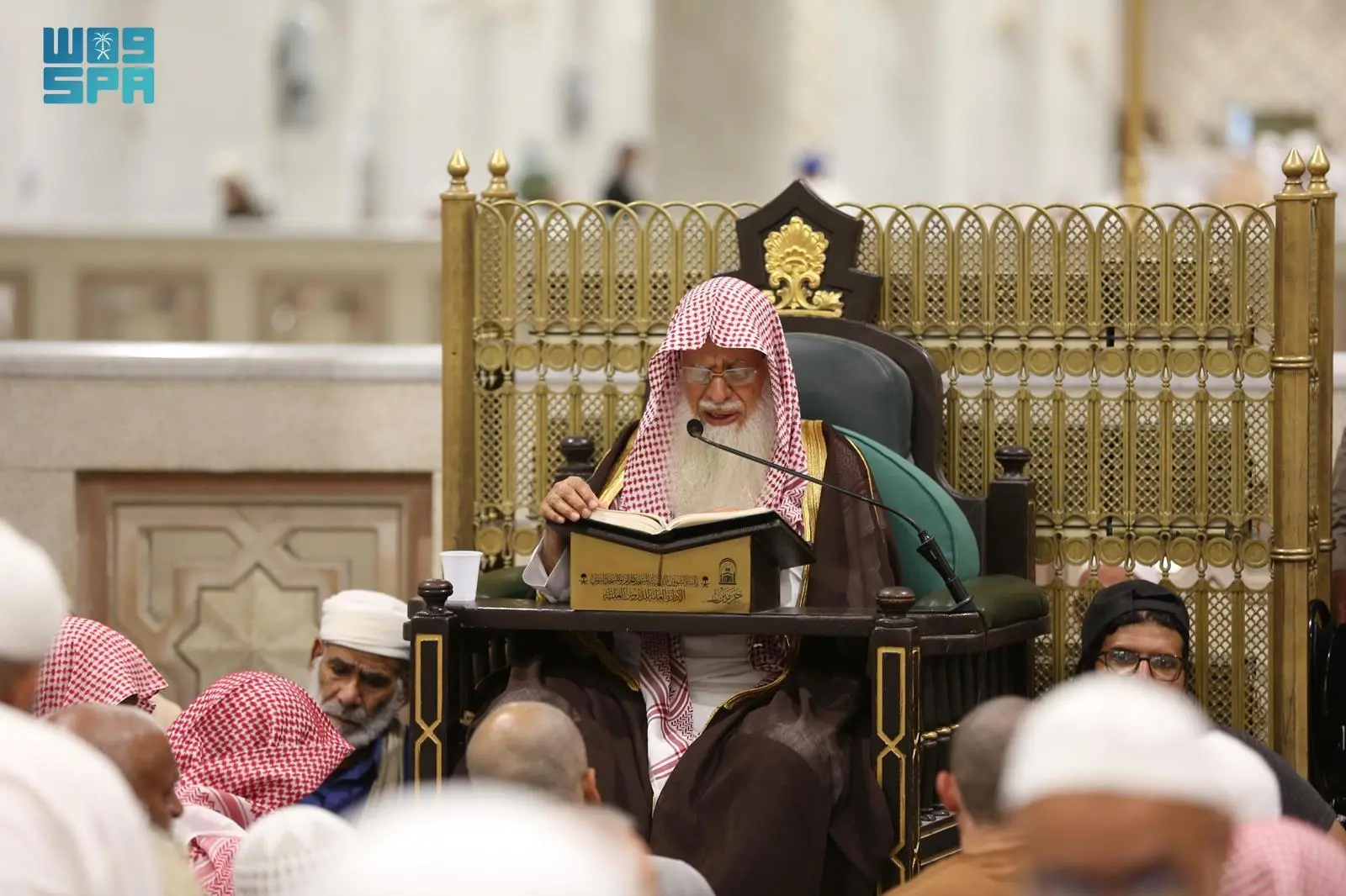 رئاسة الشؤون الدينية تعزز دورها في تقديم الرسالة الإيمانية والعلمية والتوجيهية في الحرمين الشريفين