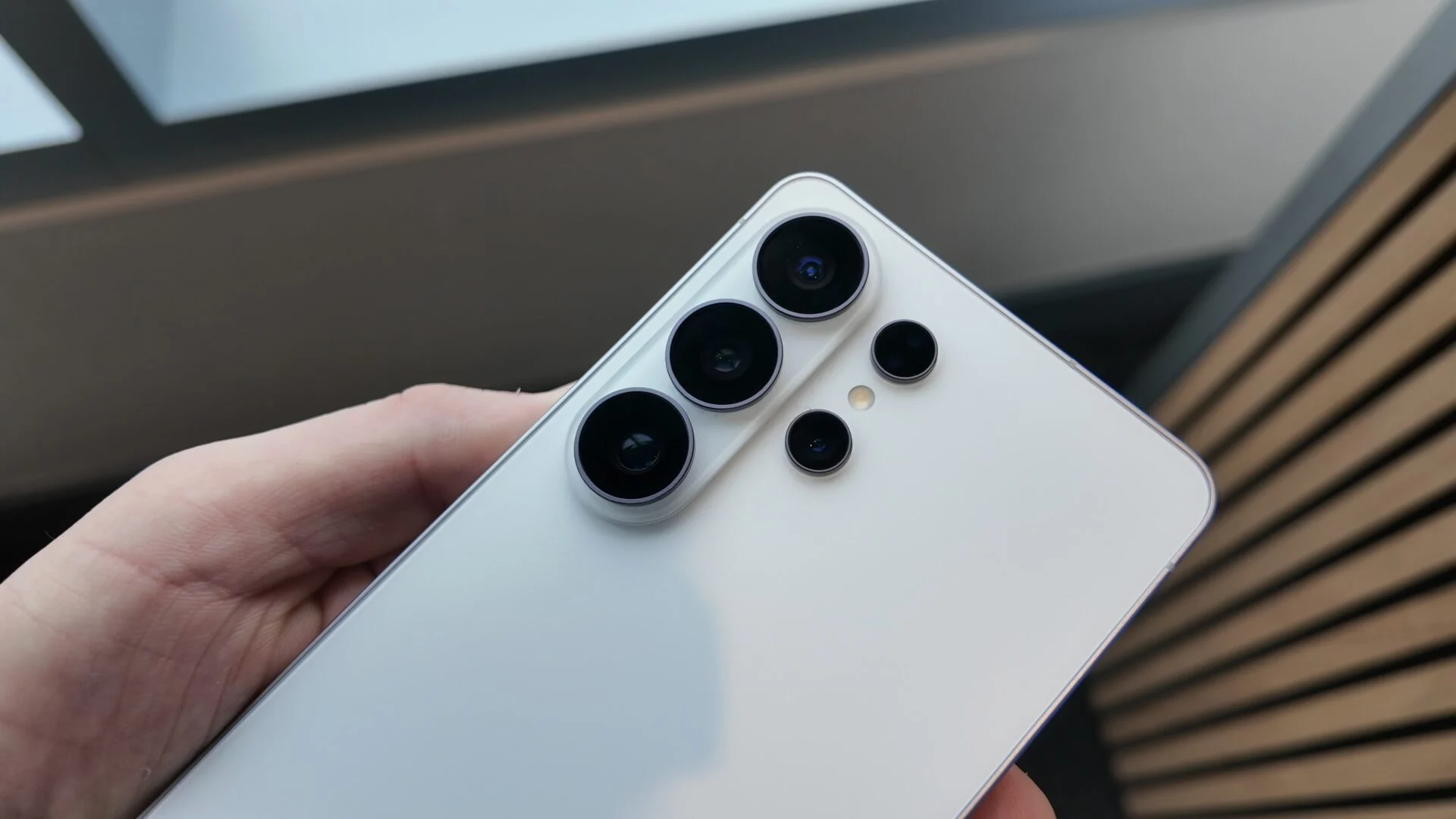 سامسونج تُطلق Galaxy S26 Ultra بميزة شاشة الخصوصية وكاميرات متقدمة