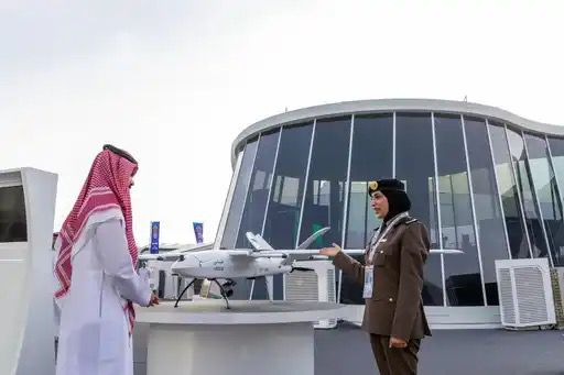 عساس: الطائرة الاستطلاعية الرائدة في جناح وزارة الداخلية بمعرض الدفاع العالمي 2026