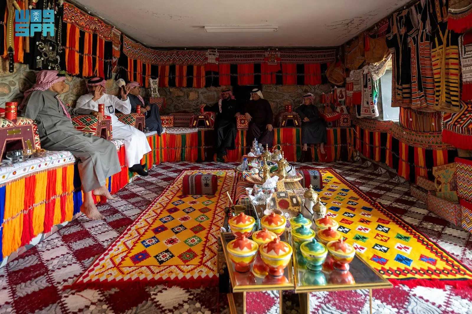 قرى ميسان في رمضان: مجالس حيوية وتعبيرات اجتماعية تعكس الهوية الثقافية