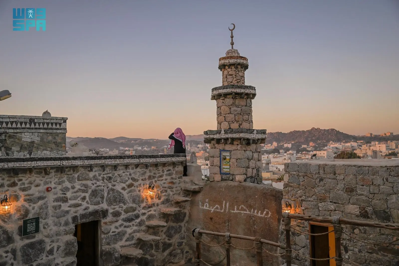 مسجد الصفا: إرث عريق في جبال السراة يمتد لأكثر من 1350 عامًا