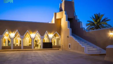 مشروع الأمير محمد بن سلمان: تجديد المسجد القبلي مع الحفاظ على أصالته باستخدام جذوع الأثل والنخيل