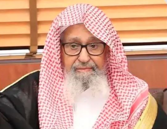 مفتي المملكة يبارك القيادة والمسلمين بمناسبة شهر رمضان ويحث على استغلاله في الطاعات