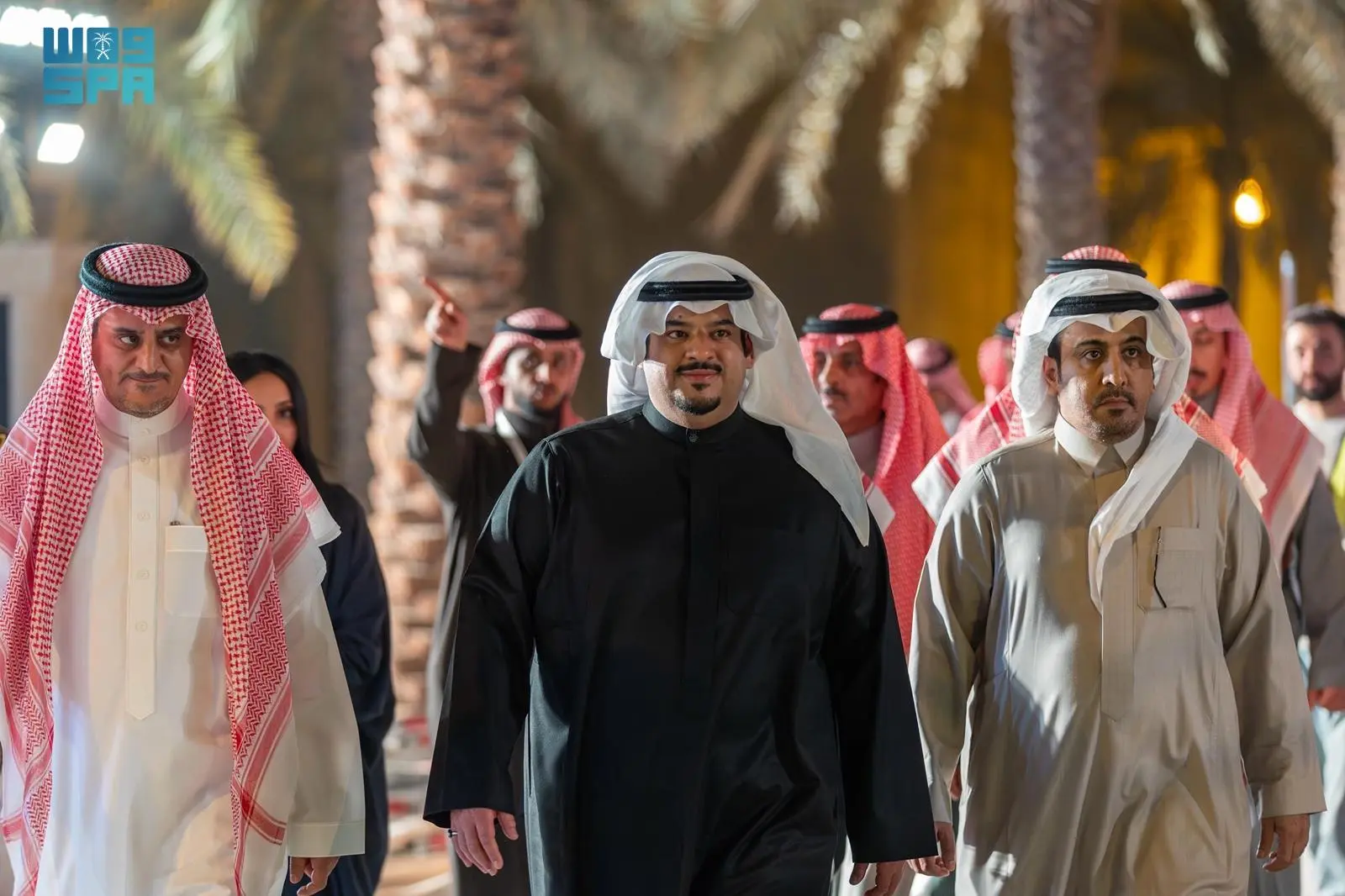 نائب أمير الرياض يتفقد ميدانياً جاهزية موقع الاحتفاء بيوم التأسيس