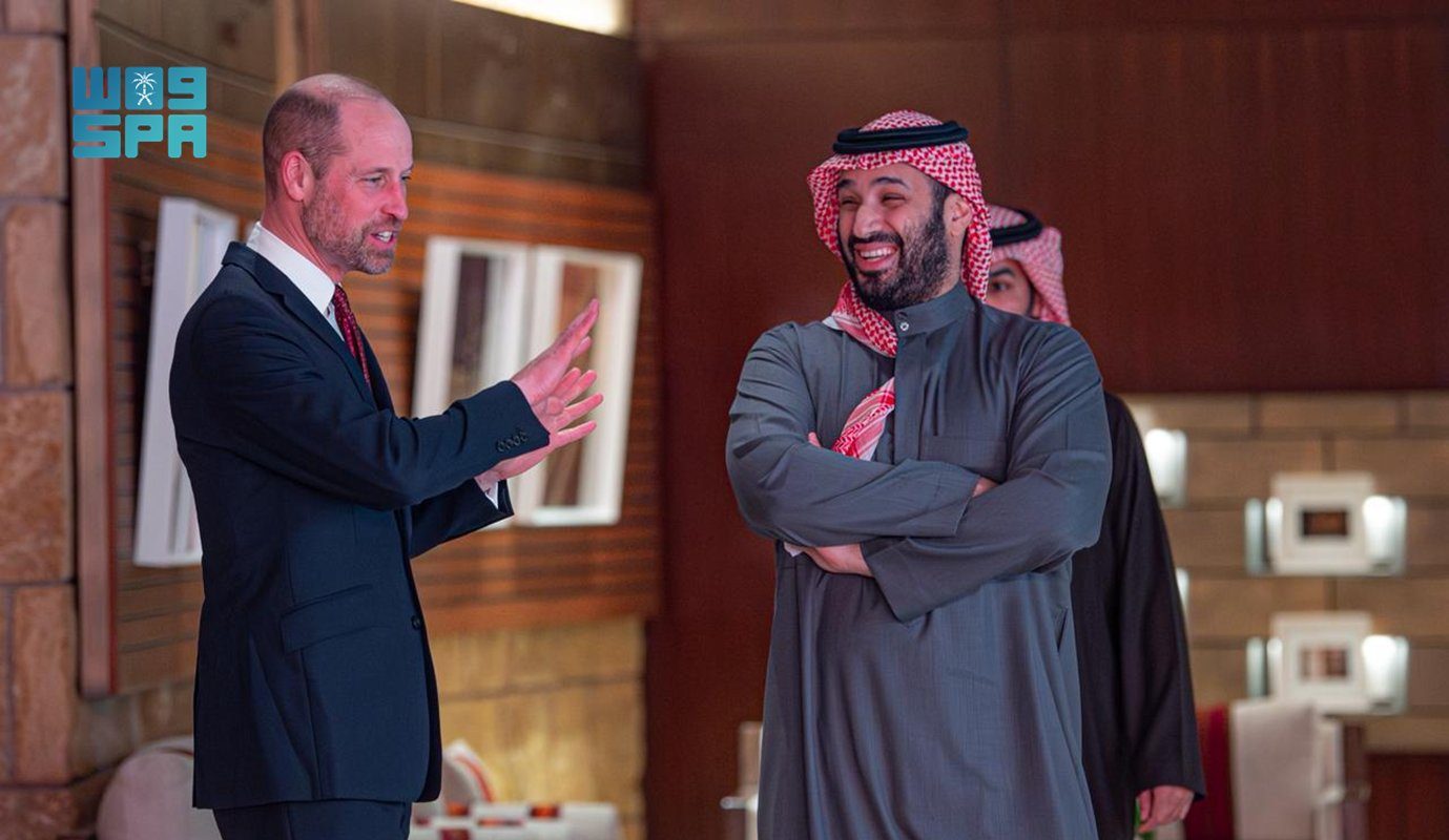 ولي العهد يستضيف ولي عهد بريطانيا في جولة مميزة في حي الطريف التاريخي بالدرعية
