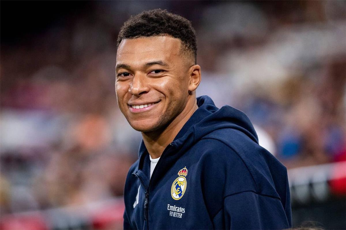 آس تكشف تفاصيل خطة مشاركة مبابي ضد خصمه المفضل في دوري أبطال أوروبا