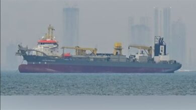 أسعار النفط تتجاوز 100 دولار للبرميل مما يزيد من قلق الأسواق العالمية