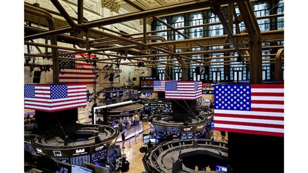 أسهم وول ستريت تسجل ارتفاعاً ملحوظاً مع ترقب المستثمرين لاجتماع الفيدرالي الأمريكي