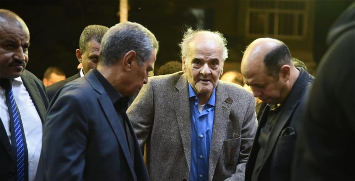 أيمن يونس يوجه تحية مميزة لممدوح عباس بعد تأهل الزمالك إلى نصف نهائي الكونفدرالية