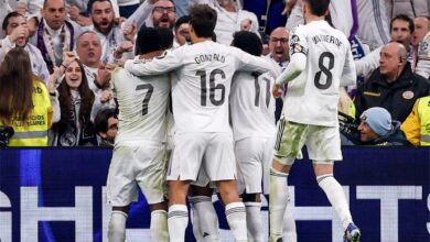 إصابة نجم ريال مدريد بتمزق في الرباط الصليبي: غيابه حتى نهاية الموسم وخسارة كبيرة للفريق