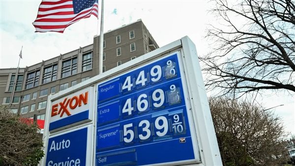 ارتفاع أسعار البنزين في أمريكا بنسبة 23.5% نتيجة حرب إيران