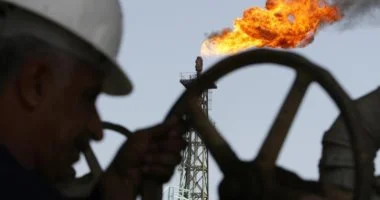 ارتفاع أسعار النفط مع تسجيل خام برنت 104.65 دولار للبرميل