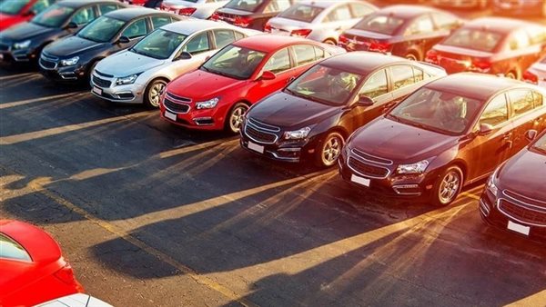 ارتفاع تكلفة ترخيص وتأمين المركبات في فبراير 2026