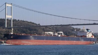 استهداف ناقلة نفط تركية بواسطة مسيرة قرب مضيق البوسفور