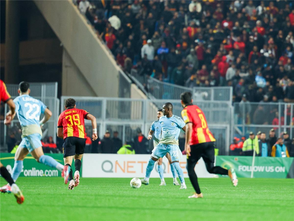 الأهلي يتقدم بشكوى رسمية ضد حكم مباراة الترجي ويطلب تدخل كاف