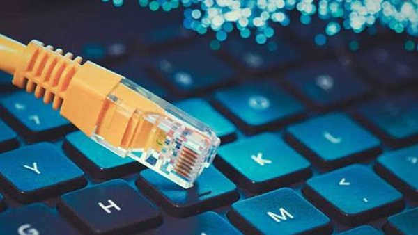 الاتصالات تعلن عن توقعات بنمو اشتراكات الإنترنت الأرضي إلى 12.72 مليون في 2025