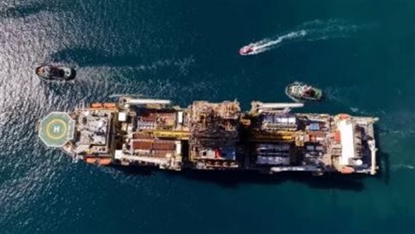 البترول: وصول "فالاريس دي إس 12" إلى مصر لبدء حفر 4 آبار غاز جديدة في المتوسط