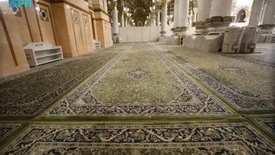 الحرمين الشريفين يقدم 58 ألف سجادة لدعم المصلين وتنظيم حركة الحشود