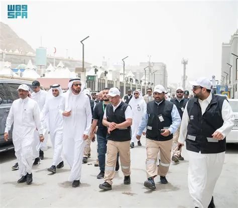 الربيعة يزور مشاريع تطوير المشاعر المقدسة للاطلاع على جاهزيتها لموسم حج 1447هـ