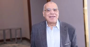 "السلع السياحية" تطالب بإعادة النظر في قرارات الفنادق بشأن زيادة إيجارات المحال