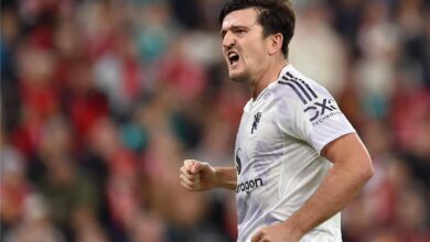 الشرطة اليونانية تدفع رابطة الدوري الإنجليزي للتحقيق في سلوك هاري ماجواير