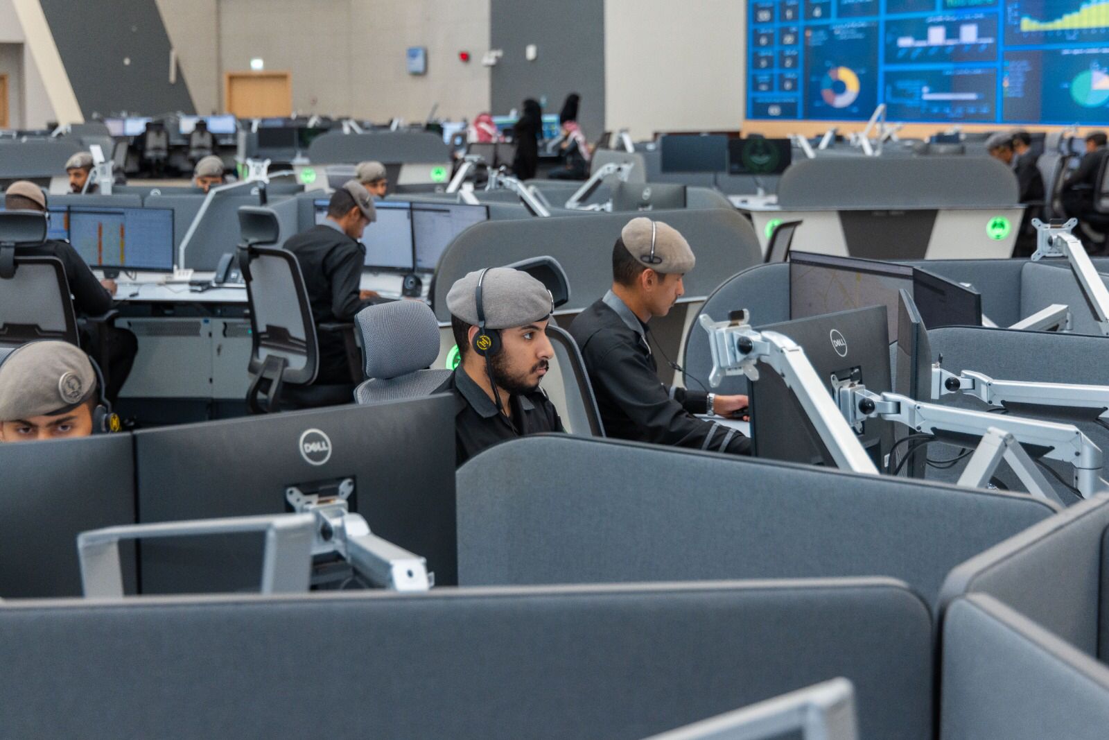 المركز الوطني للعمليات الأمنية: أكثر من 2.6 مليون اتصال عبر رقم الطوارئ الموحد 911