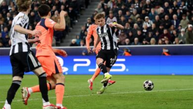 النجم المتألق: لاعب برشلونة يتألق في مواجهة نيوكاسل بدوري أبطال أوروبا