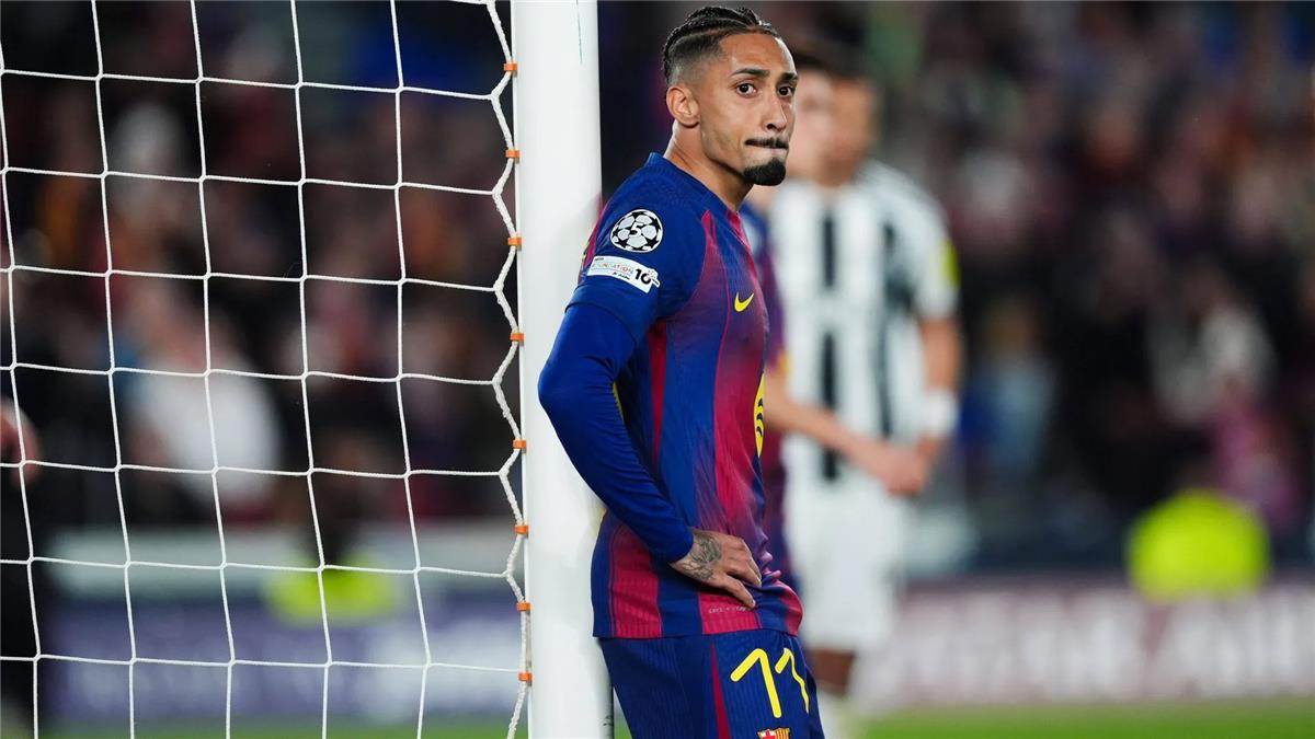 برشلونة يكشف عن تفاصيل إصابة رافينها ومدة غيابه المتوقعة