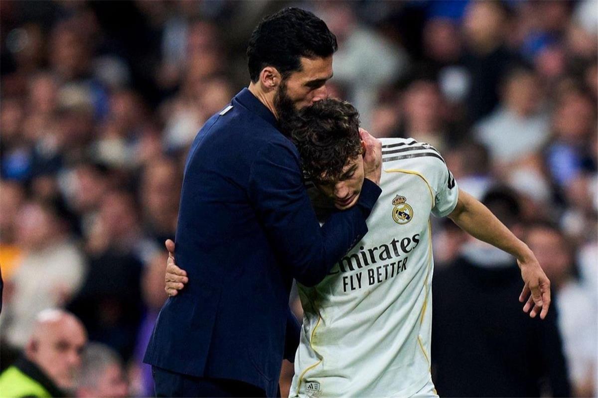 بيتارتش: أعيش تجربة فريدة.. وعناق أربيلوا يحمل قيمة خاصة بالنسبة لي