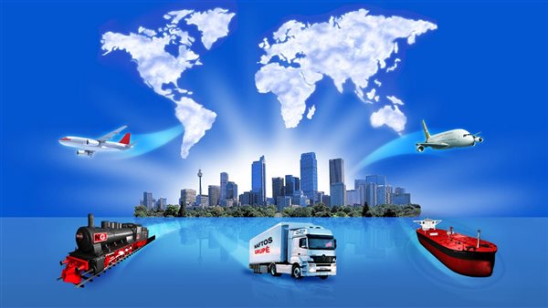 تباطؤ حاد في التجارة العالمية وتحذيرات من استمرار إغلاق مضيق هرمز