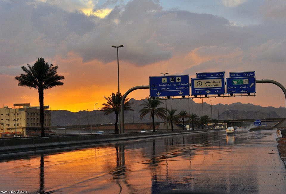 تحذير: أمطار ورياح عاتية تضرب منطقة حائل حتى الساعة العاشرة مساءً