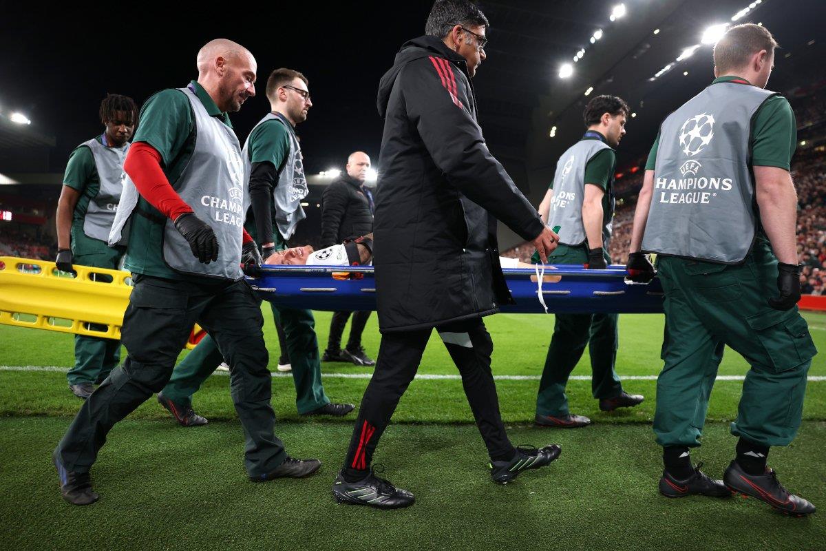 تحقيق عاجل من يويفا وليفربول عقب إصابة لاعب جالطة سراي: تفاصيل حادثة قطع إصبعه