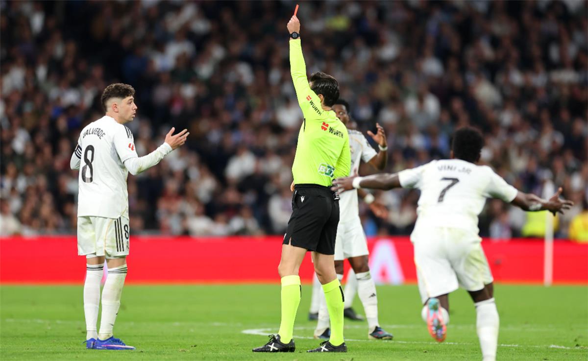 تحليل موقف ريال مدريد من الاستئناف حول طرد فالفيردي في مواجهة أتلتيكو مدريد