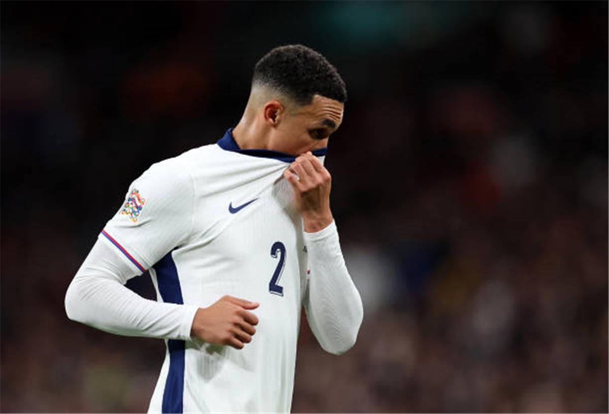 تقارير حصرية: منتخب إنجلترا يتغاضى عن أداء ألكسندر أرنولد المميز مع ريال مدريد