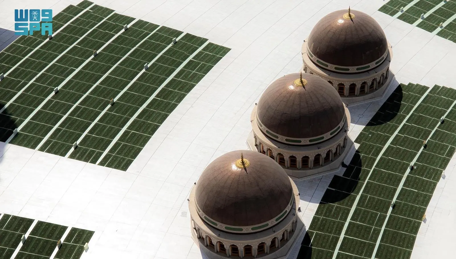 توزيع استراتيجي مدروس: 58 ألف سجادة في الحرمين الشريفين لتلبية احتياجات المصلين