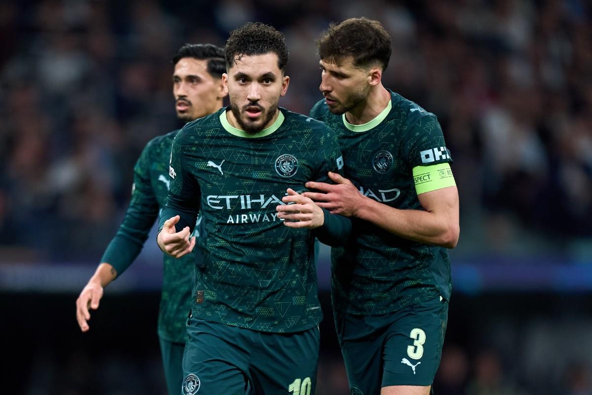 توقعات تشكيل مانشستر سيتي لمواجهة وست هام في الدوري الإنجليزي الممتاز اليوم