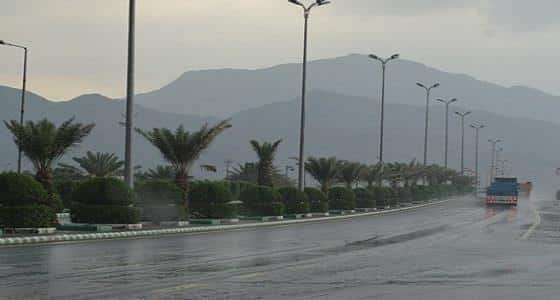 توقعات جوية: أمطار رعدية وسيول، مع برد ورياح نشطة في عدة مناطق