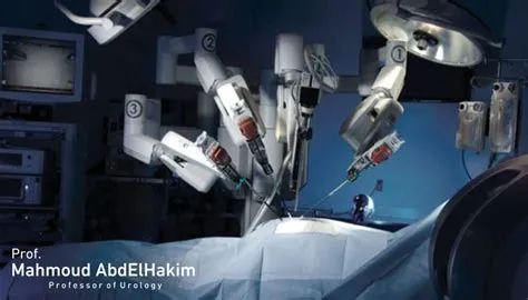 جراحة روبوتية دقيقة تعالج حالة نادرة في القولون لطفل وتخلصه من معاناته