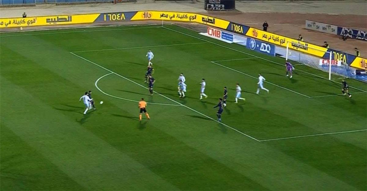 حازم إمام: أداء استثنائي من لاعب الزمالك والفوز على بيراميدز كان عن جدارة