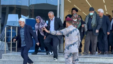 حرس الحدود يستقبل المعتمرين القادمين عبر منفذ جديدة عرعر