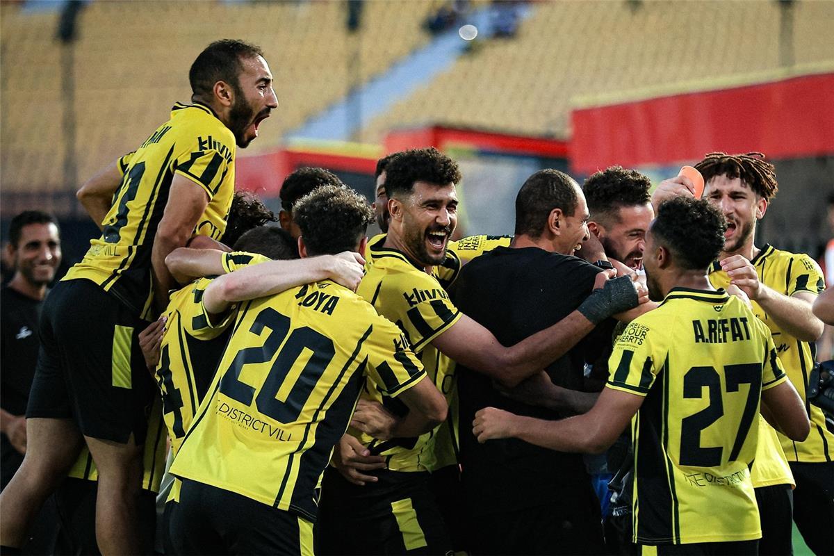 حصرياً: مدرب وادي دجلة يبدأ تجربة معايشة في مانشستر يونايتد