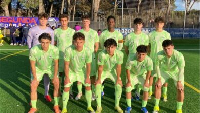 حمزة عبد الكريم قد يحقق لقبه الأول بعد إشادة مدرب برشلونة